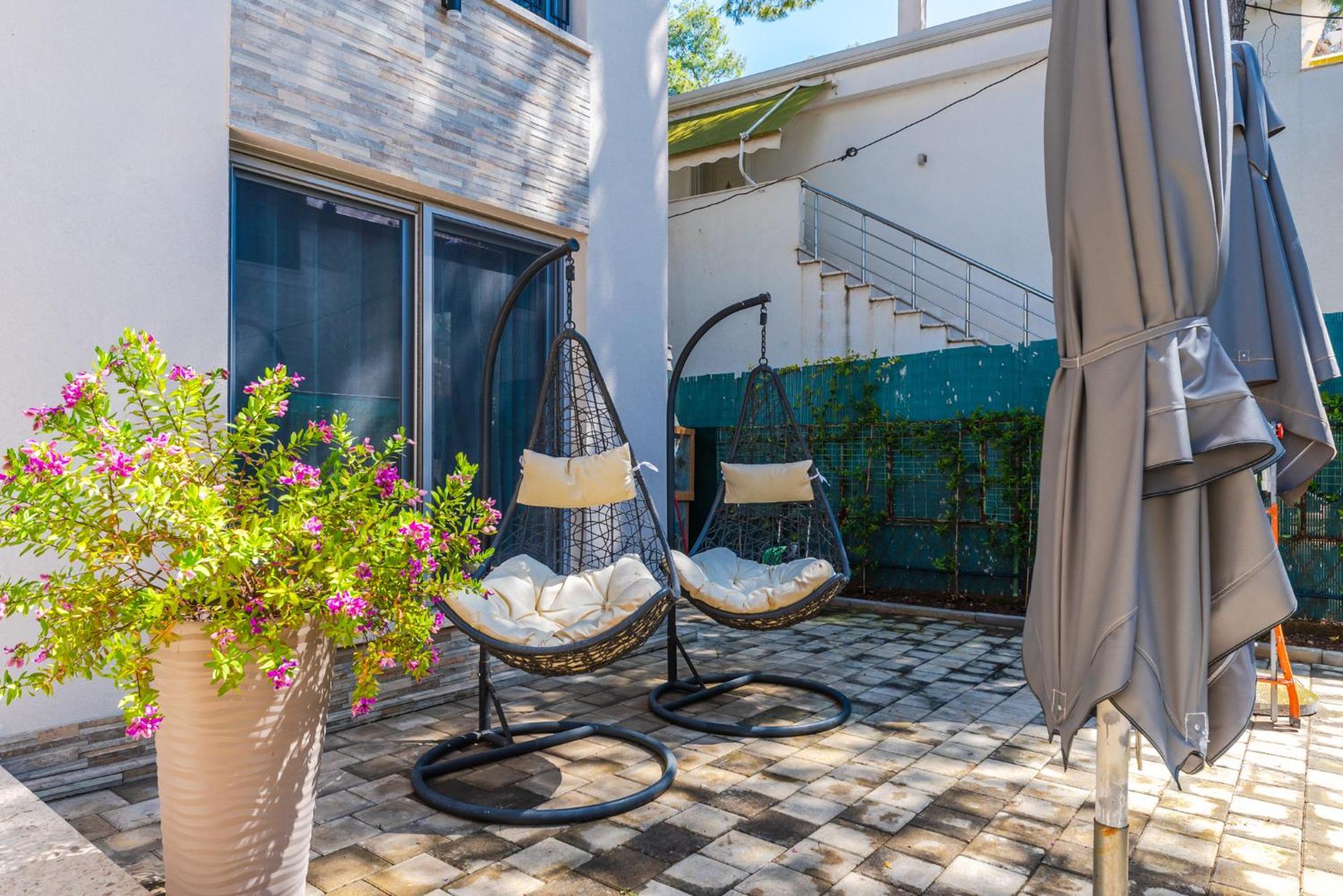 Beni'S Villa Apartments By Ps Golem  Buitenkant foto